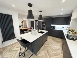 Photo 8- click for photo gallery